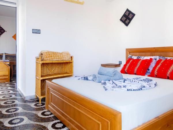 The Rina Hostel : photo 9 de la chambre studio avec balcon