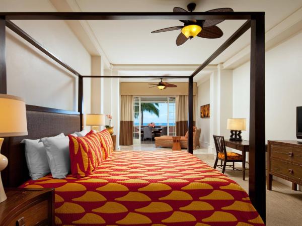 The Royal Hawaiian, A Luxury Collection Resort, Waikiki : photo 10 de la chambre suite lit king-size - côté océan