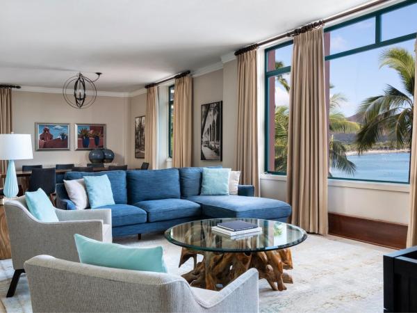 The Royal Hawaiian, A Luxury Collection Resort, Waikiki : photo 2 de la chambre suite lit king-size - côté océan