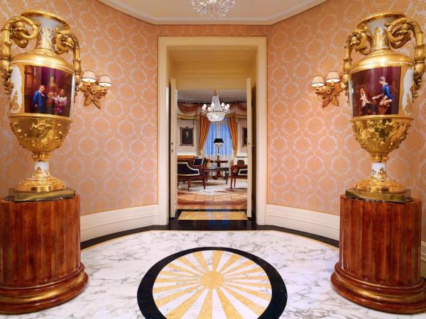 Hotel Bristol, a Luxury Collection Hotel, Vienna : photo 2 de la chambre one-bedroom prince of wales pesidential king suite