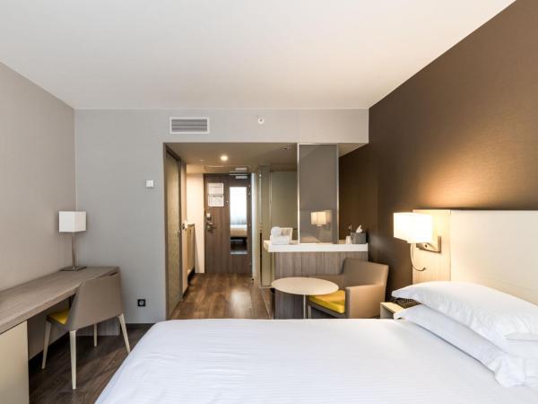 AC Hotel by Marriott Marseille Prado Vélodrome : photo 3 de la chambre chambre double ou lits jumeaux supérieure