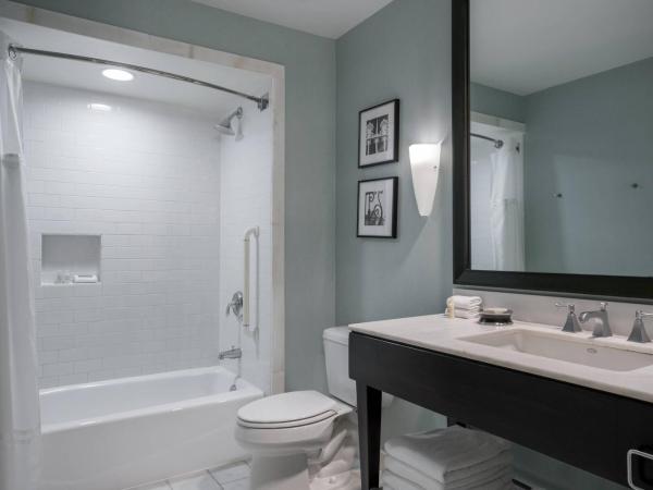 Renaissance New Orleans Pere Marquette French Quarter Area Hotel : photo 4 de la chambre chambre lit king-size