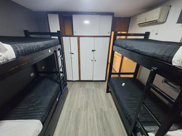 Chill Inn Hostel : photo 1 de la chambre lit dans dortoir 6 lits