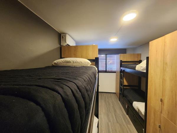 Chill Inn Hostel : photo 2 de la chambre dortoir mixte de 8 lits