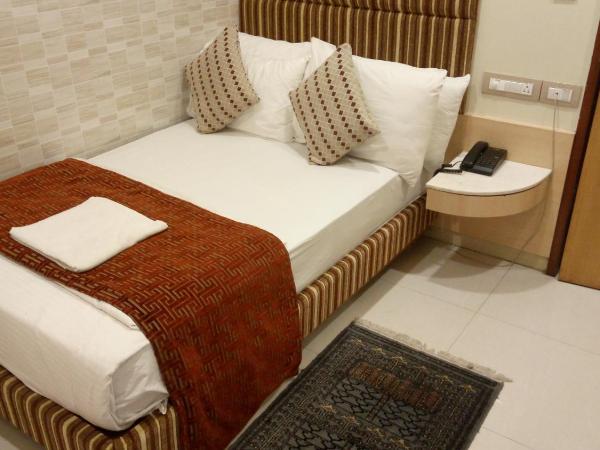 Bentley Hotel Marine Drive : photo 1 de la chambre chambre simple