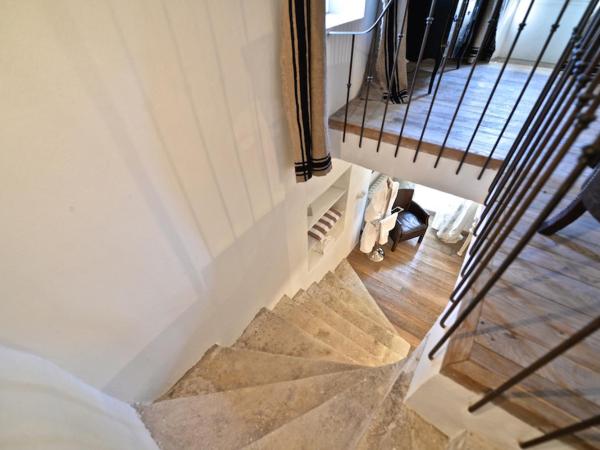 Villa Hautvallon : photo 5 de la chambre suite junior en duplex