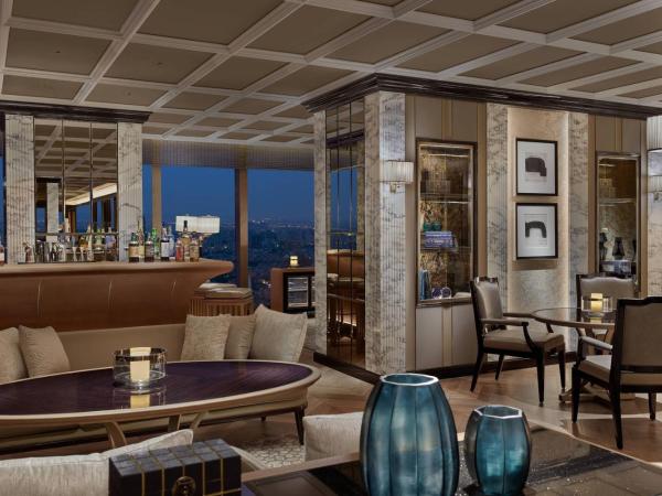 The Ritz-Carlton, Nanjing : photo 9 de la chambre hébergement lit king-size club deluxe - petit-déjeuner uniquement servi au salon club