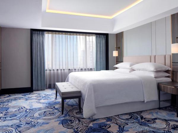 Sheraton Surabaya Hotel & Towers : photo 2 de la chambre suite exécutive