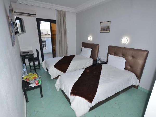 Hotel Nouzha : photo 1 de la chambre chambre lits jumeaux