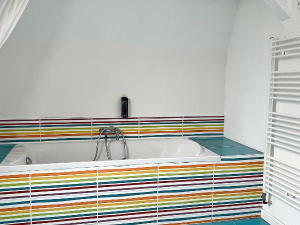 Suite Aubance - Maison Bossoreil : photo 10 de la chambre chambre quadruple avec baignoire