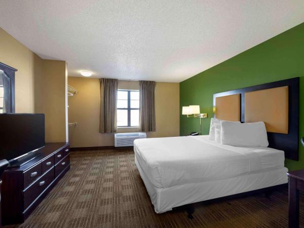 Extended Stay America Suites - Oklahoma City - Airport : photo 2 de la chambre studio lit queen-size - non-fumeurs
