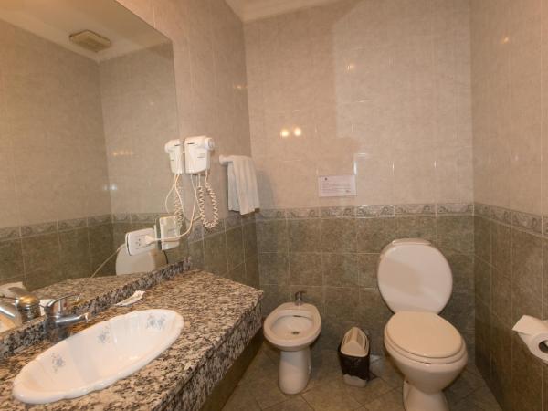 San Remo City Hotel : photo 1 de la chambre chambre triple