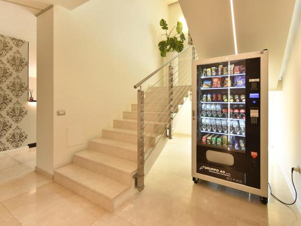 Royal Garden luxury rooms : photo 4 de la chambre chambre double standard