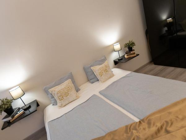 Friends Hostel & Apartments : photo 1 de la chambre studio