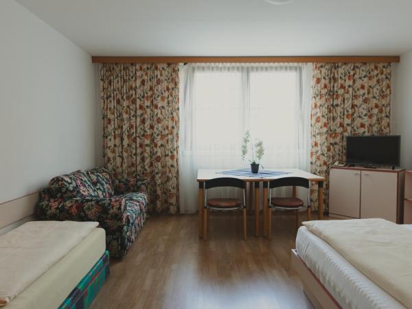 Sommerhotel Karwendel : photo 1 de la chambre chambre triple