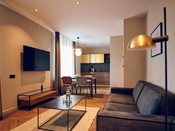 Hotel Republika : photo 3 de la chambre appartement supérieur 1 chambre