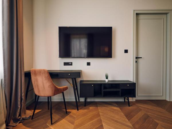 Hotel Republika : photo 4 de la chambre appartement supérieur 2 chambres