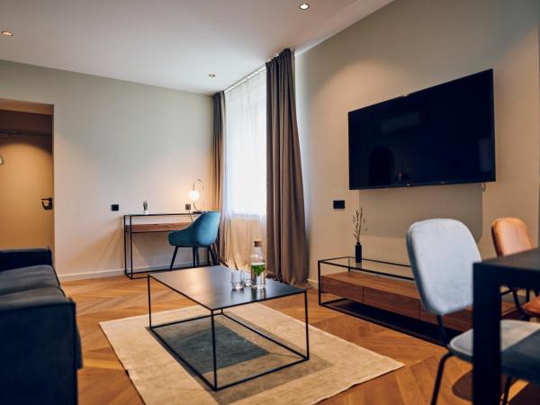 Hotel Republika : photo 5 de la chambre appartement supérieur 1 chambre