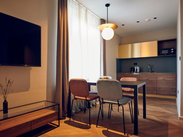 Hotel Republika : photo 4 de la chambre appartement supérieur 1 chambre