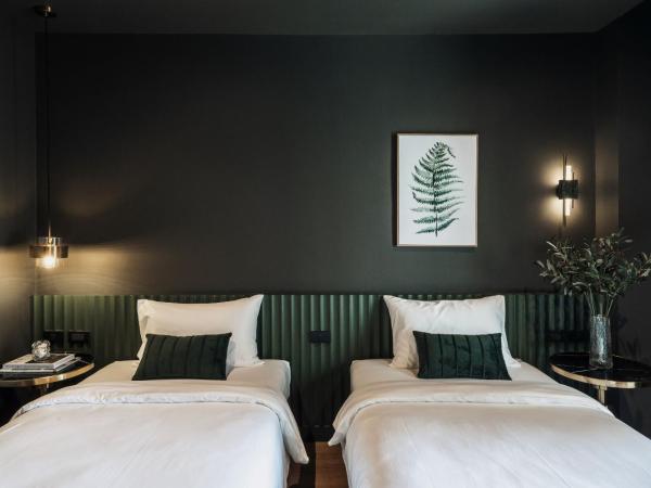 Cher Hostel Bangkok : photo 8 de la chambre chambre lits jumeaux deluxe