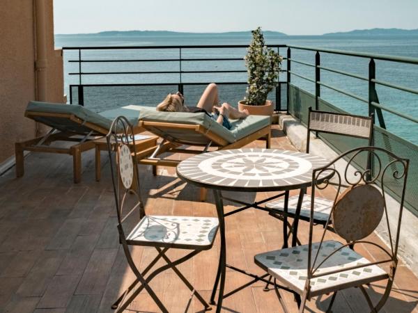 Surplage Hotel Cavalière : photo 8 de la chambre suite cavalière avec terrasse - vue sur mer