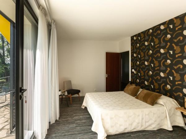 Chambre BEAUSEJOUR : photo 5 de la chambre chambre double avec salle de bains privative