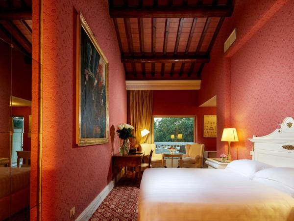 Hotel Regency - Small Luxury Hotels of the World : photo 1 de la chambre suite junior avec terrasse