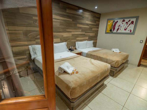 Hotel Santiago De Compostela - Guadalajara Centro Historico : photo 2 de la chambre chambre quadruple