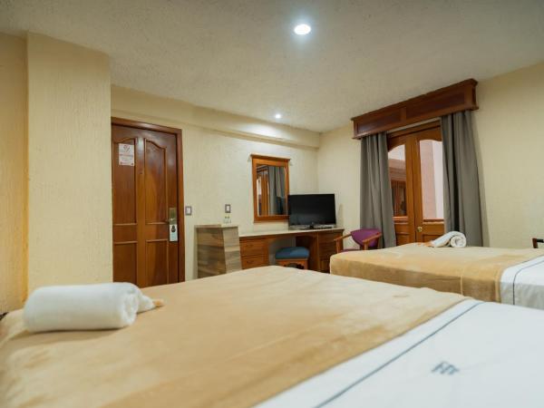 Hotel Santiago De Compostela - Guadalajara Centro Historico : photo 1 de la chambre chambre triple