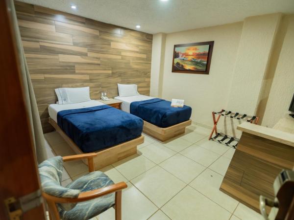 Hotel Santiago De Compostela - Guadalajara Centro Historico : photo 9 de la chambre chambre triple