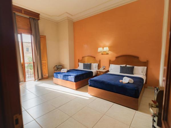 Hotel Santiago De Compostela - Guadalajara Centro Historico : photo 4 de la chambre chambre quadruple