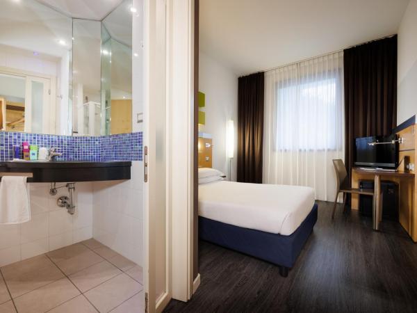 iH Hotels Milano Gioia : photo 2 de la chambre chambre double
