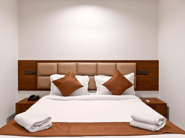 The Elite Hotel : photo 4 de la chambre chambre double ou lits jumeaux