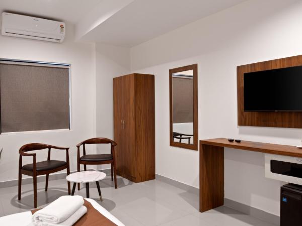 The Elite Hotel : photo 6 de la chambre chambre double ou lits jumeaux