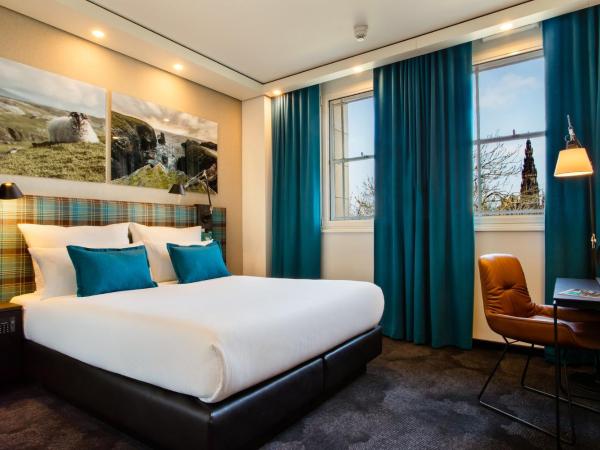 Motel One Edinburgh-Royal : photo 9 de la chambre chambre double avec vue