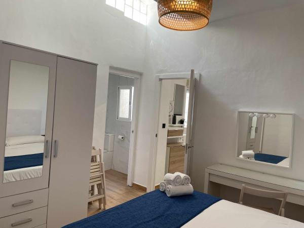 Sunlight Málaga Centro : photo 6 de la chambre appartement - vue sur jardin