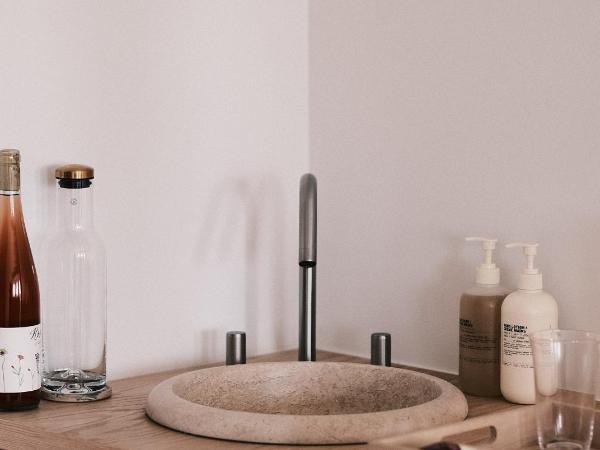 guesthouse by good neighbor : photo 9 de la chambre suite - vue sur jardin