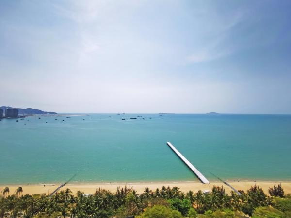Four Points by Sheraton Hainan, Sanya : photo 2 de la chambre premium ocean view room,guest room, 1 king, ocean view, high floor, balcony