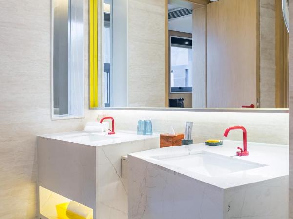 The Sifang Hotel Nanjing, Autograph Collection : photo 5 de la chambre chambre lit king-size familiale