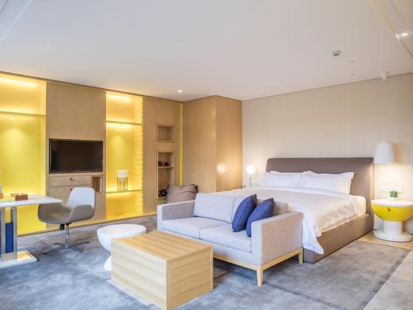 The Sifang Hotel Nanjing, Autograph Collection : photo 2 de la chambre chambre lit king-size familiale