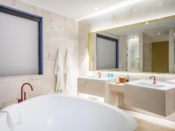 The Sifang Hotel Nanjing, Autograph Collection : photo 7 de la chambre suite familiale