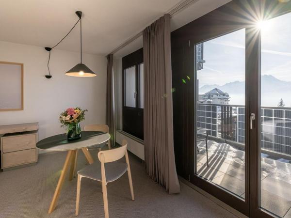 Victoria Hotel & Residence : photo 2 de la chambre chambre lit king-size supérieure