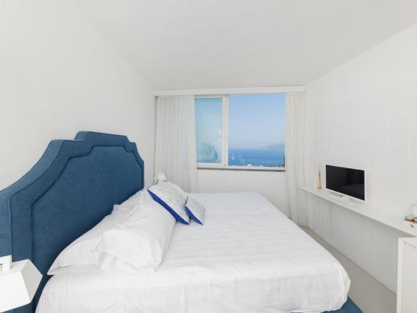 Villa La Pergola Capri : photo 2 de la chambre chambre double supérieure - vue sur mer