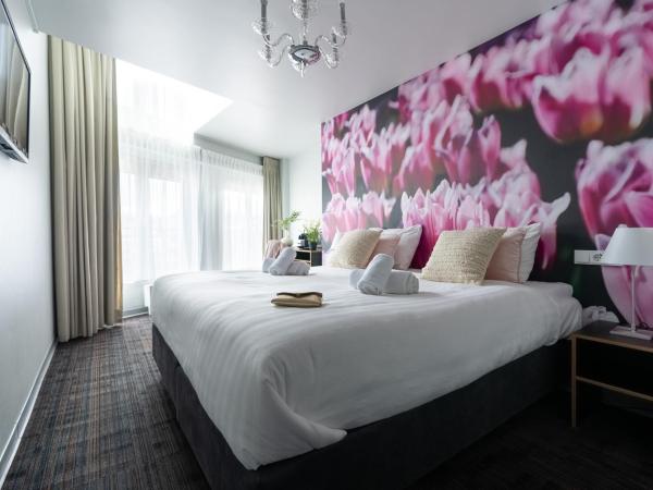 Multatuli Hotel : photo 1 de la chambre chambre double