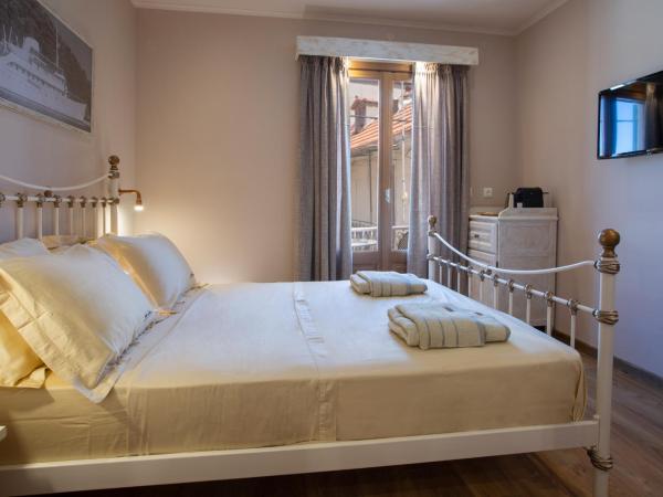 BELLA VITA boutique hotel lefkada : photo 7 de la chambre chambre double deluxe - vue latérale sur mer