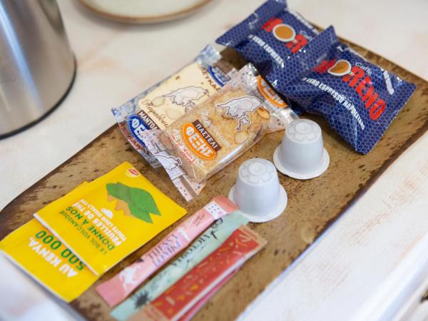 BELLA VITA boutique hotel lefkada : photo 10 de la chambre chambre lit king-size deluxe