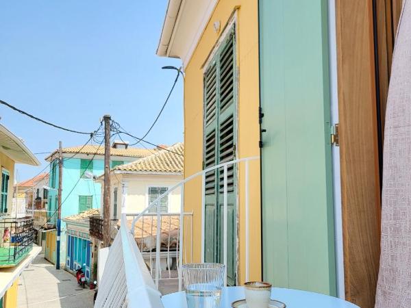 BELLA VITA boutique hotel lefkada : photo 1 de la chambre chambre double deluxe - vue latérale sur mer