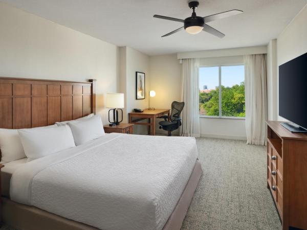 Homewood Suites Atlanta Midtown : photo 3 de la chambre suite d'angle 1 chambre lit king-size