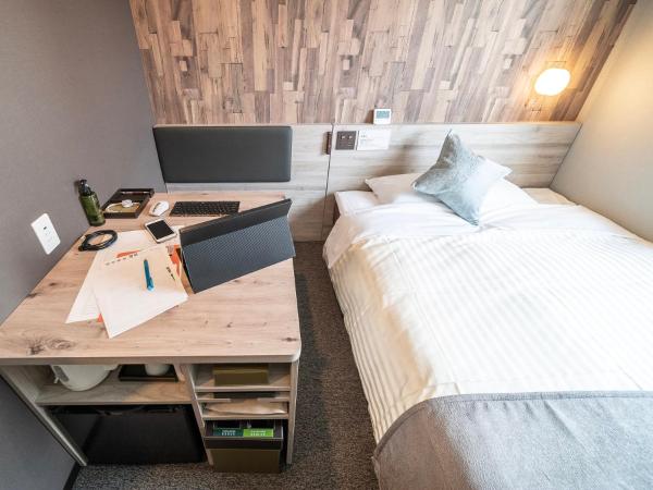 Super Hotel Premier Namba Shinsaibashi Natural Hot Spring : photo 8 de la chambre chambre double standard