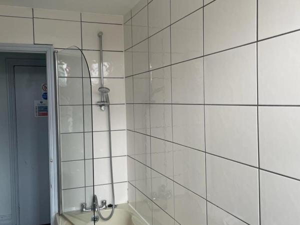 OYO No 3 : photo 4 de la chambre chambre familiale standard